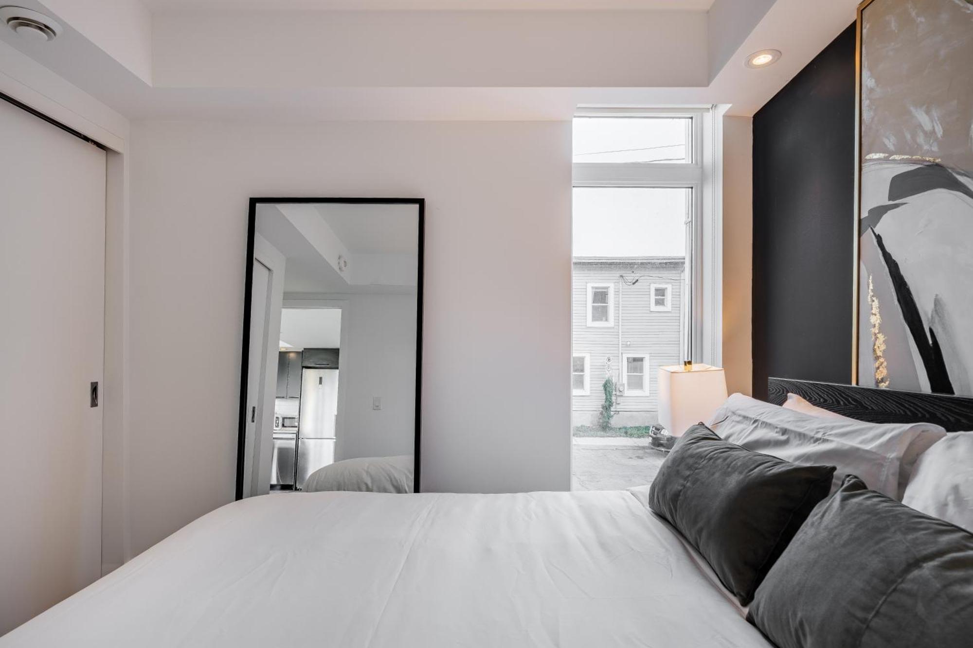 Westview Luxury Suites オタワ エクステリア 写真